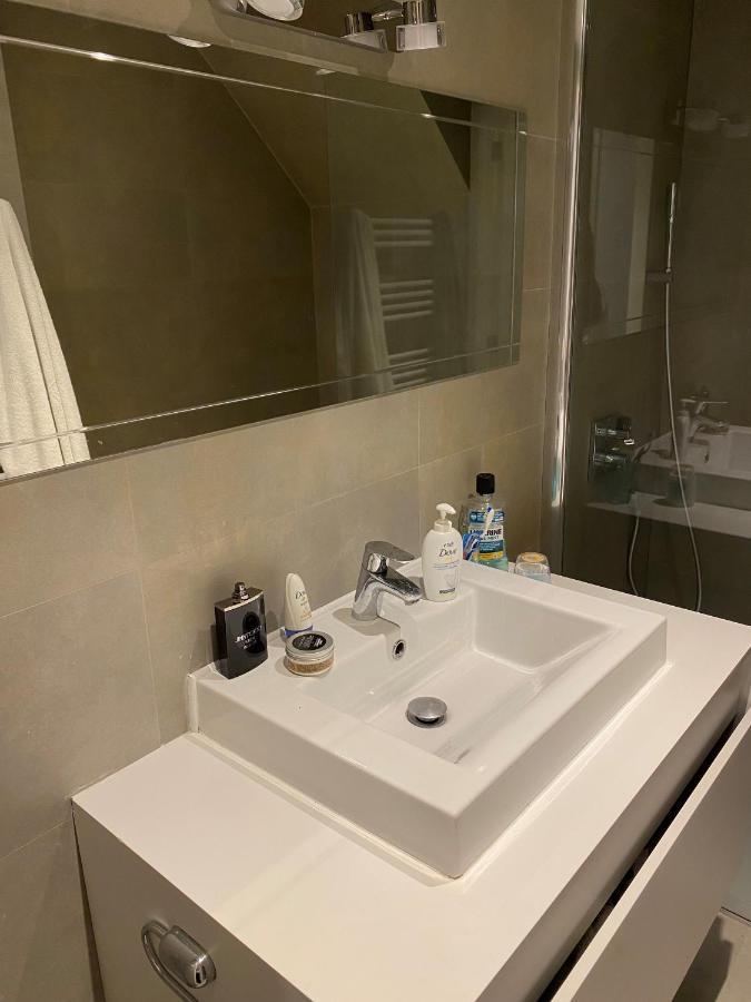 Апартаменты Amazing Flat In Front Of Bois De La Cambre Брюссель Экстерьер фото