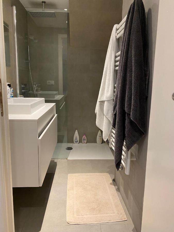 Апартаменты Amazing Flat In Front Of Bois De La Cambre Брюссель Экстерьер фото